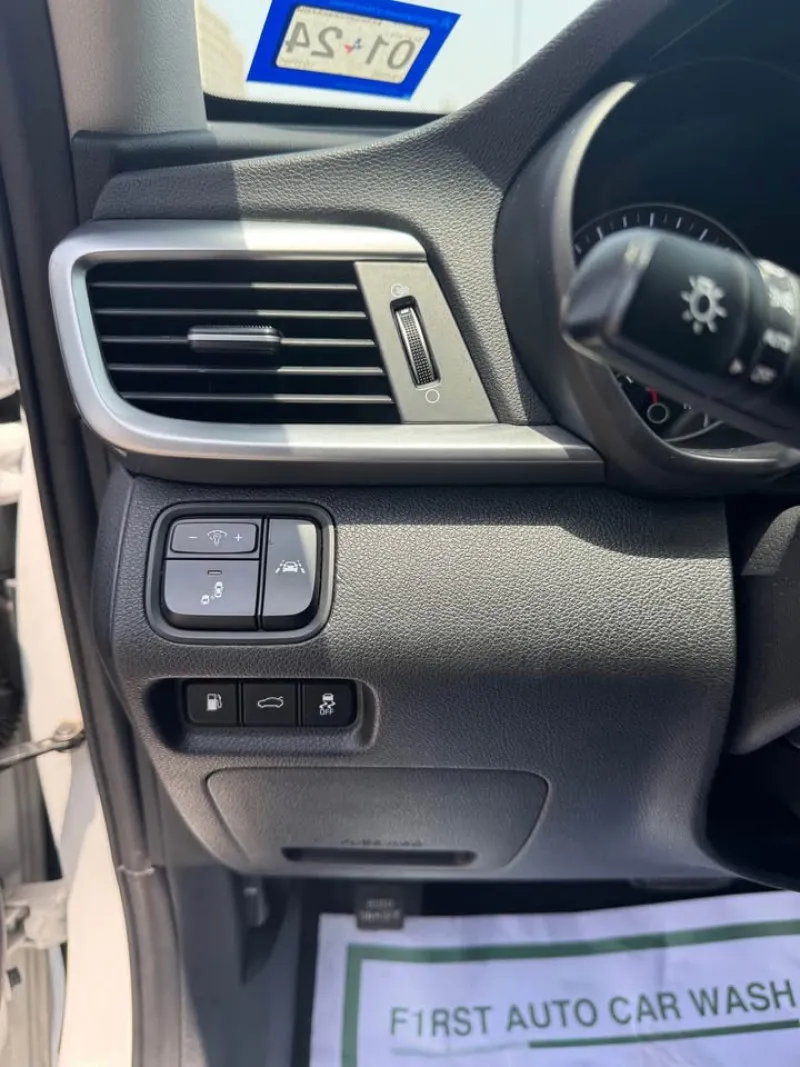 2020 Kia Optima in Dubai
