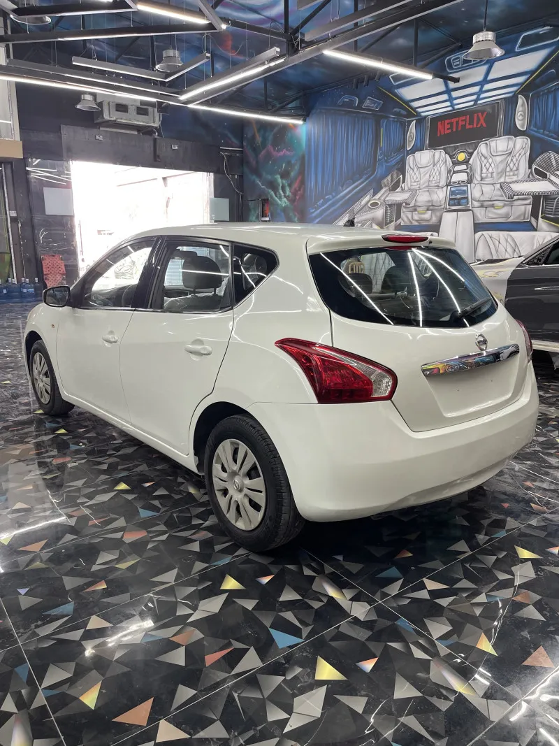 2016 Nissan Tiida in Dubai