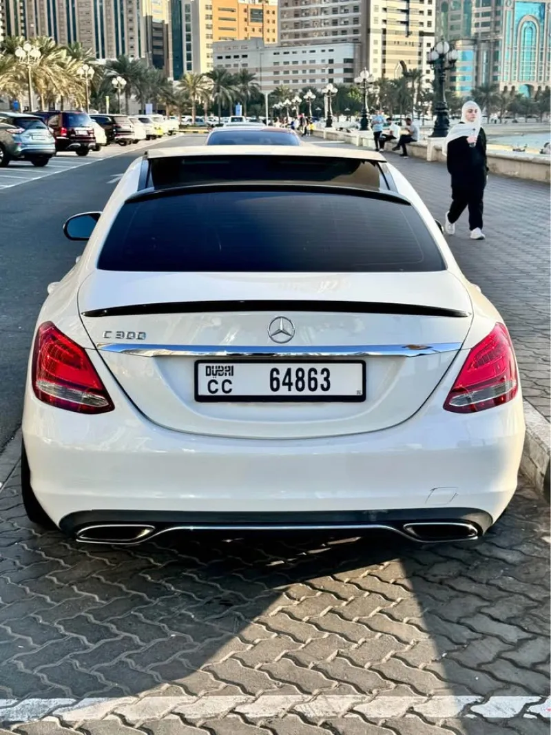 2015 مرسيدس-بنز آلفئة - C in Dubai