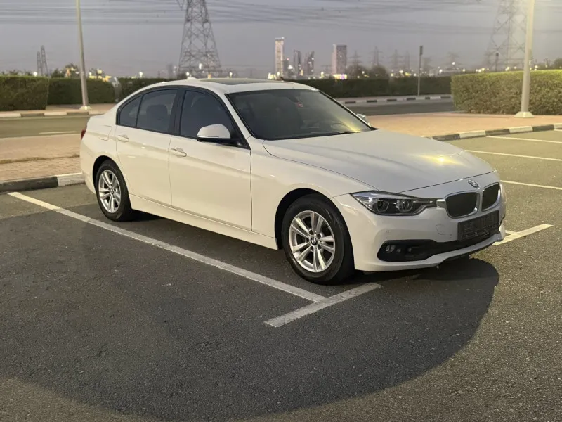 2018 بي أم دابليو الفئة - 3 in Dubai