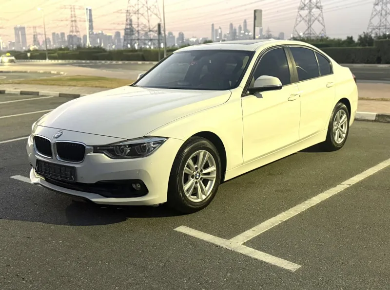 2018 بي أم دابليو الفئة - 3 in Dubai