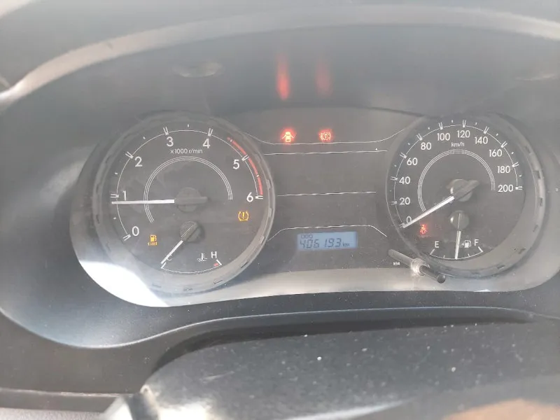 2017 Toyota Hilux in Dubai