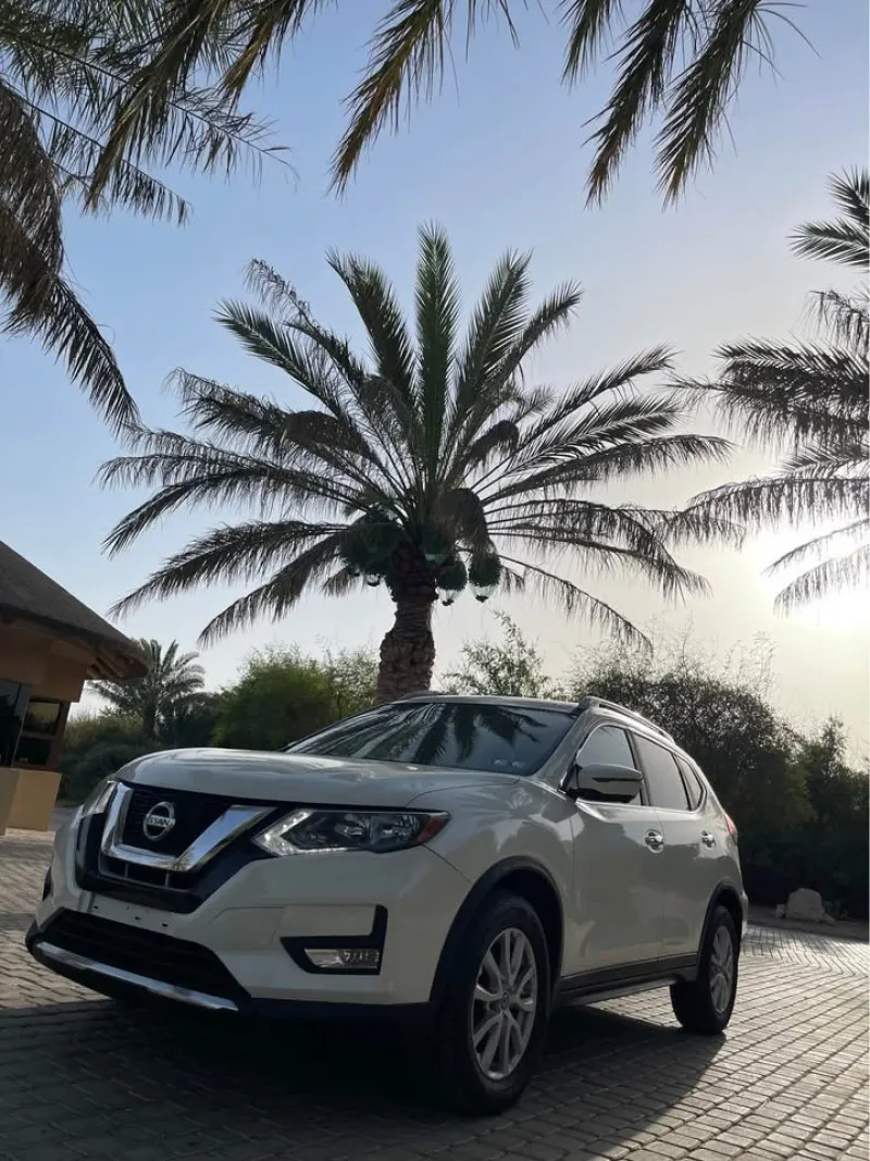 2017 Nissan Rogue in Dubai