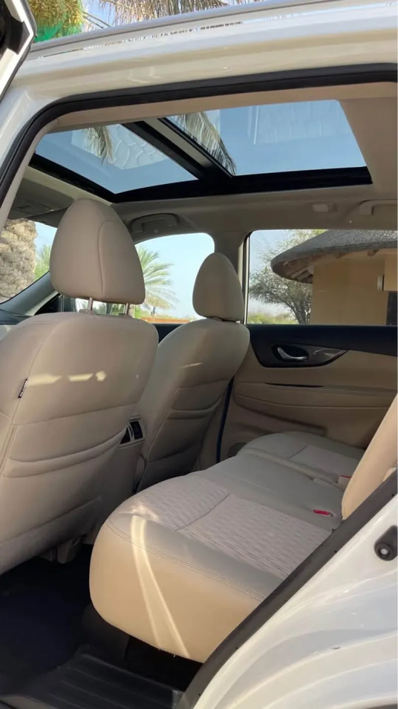 2017 Nissan Rogue in Dubai