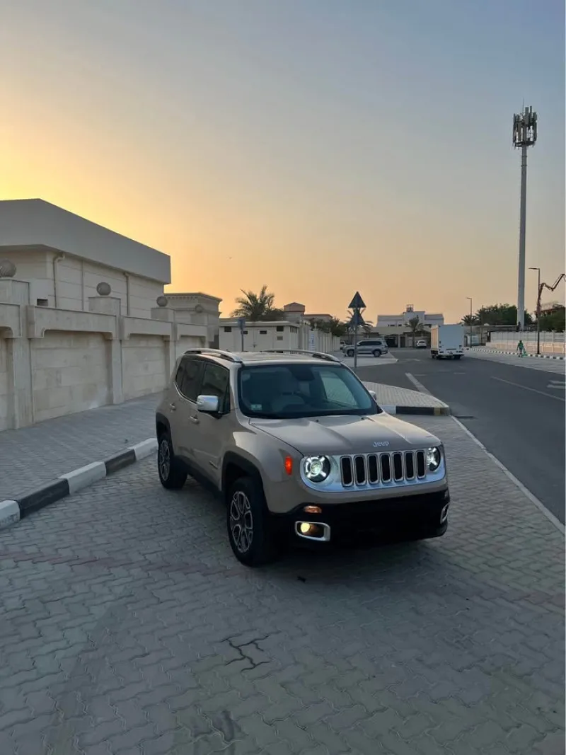 2016 جييب رينجيد in Dubai