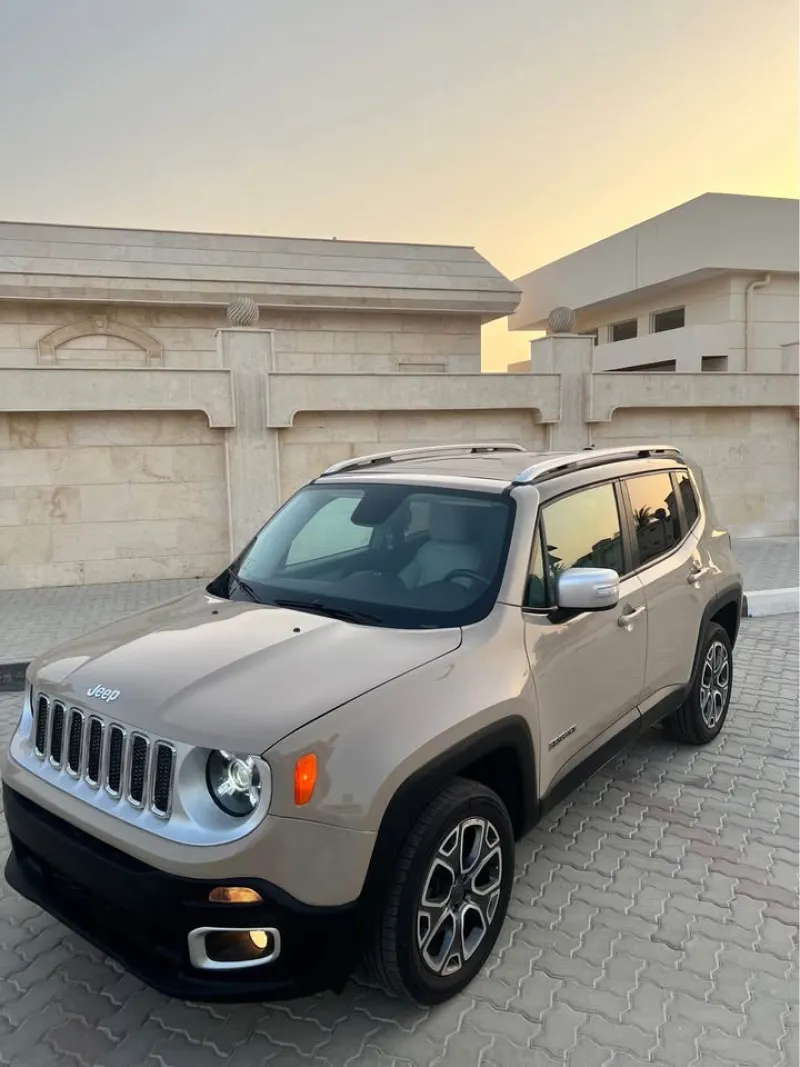 2016 جييب رينجيد in Dubai