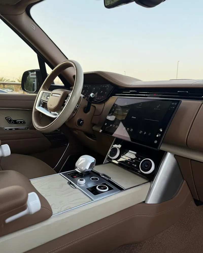 2023 Land Rover Range Rover in Dubai