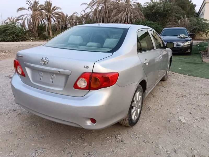2010 تويوتا كورولا in Dubai