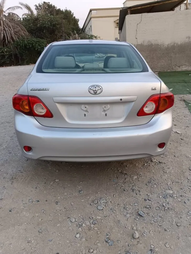2010 تويوتا كورولا in Dubai