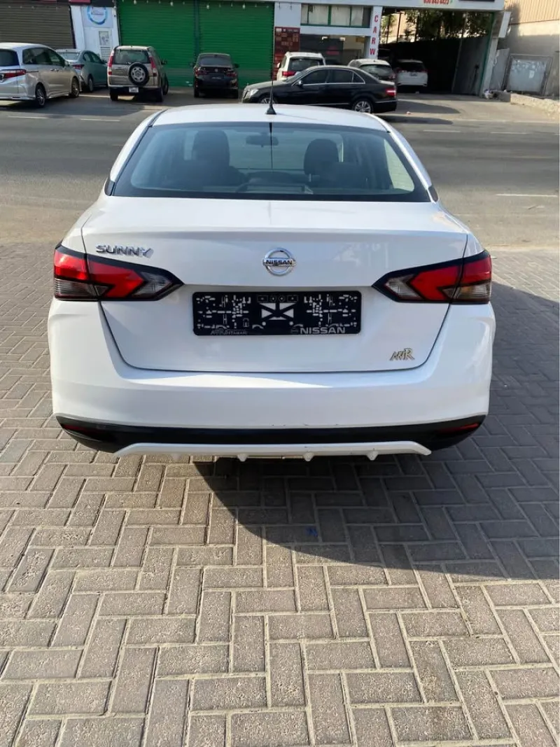 2022 نيسان صني in Dubai