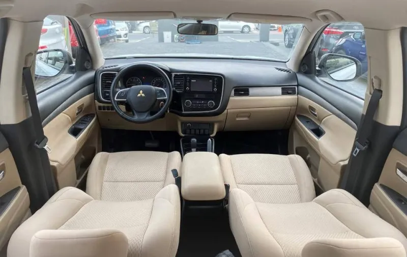 2017 Mitsubishi Outlander in Dubai