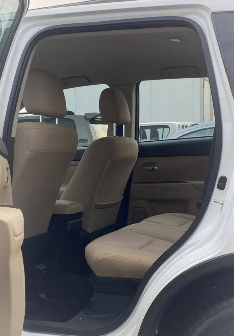 2017 Mitsubishi Outlander in Dubai
