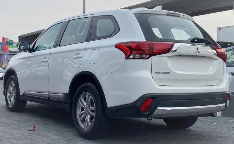 2017 Mitsubishi Outlander in Dubai