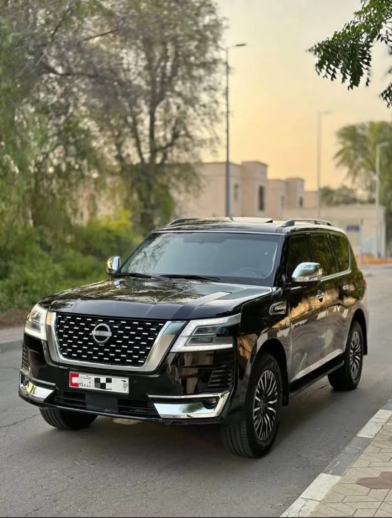 2017 نيسان آرمادا in Dubai