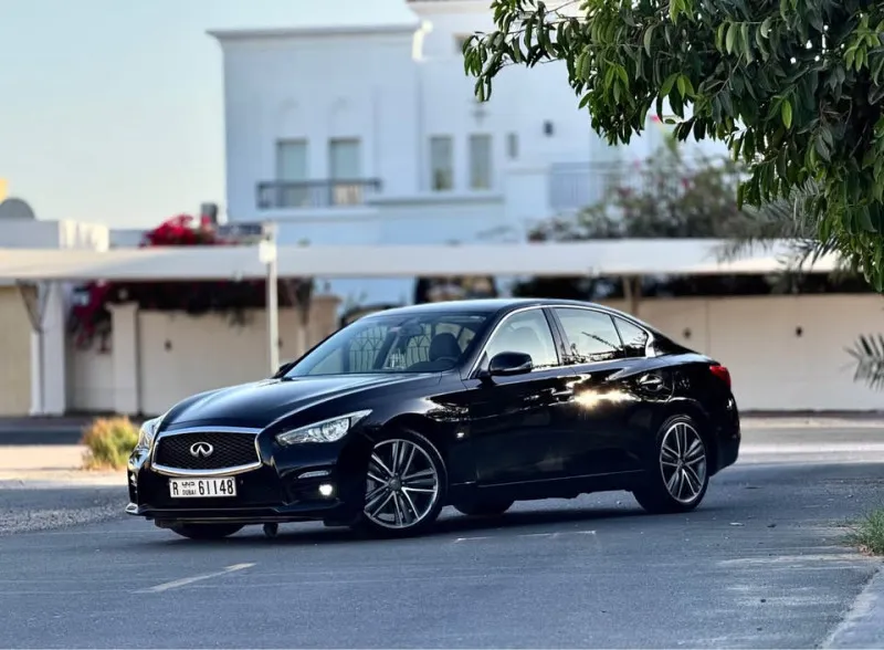 2016 Infiniti Q50 in Dubai
