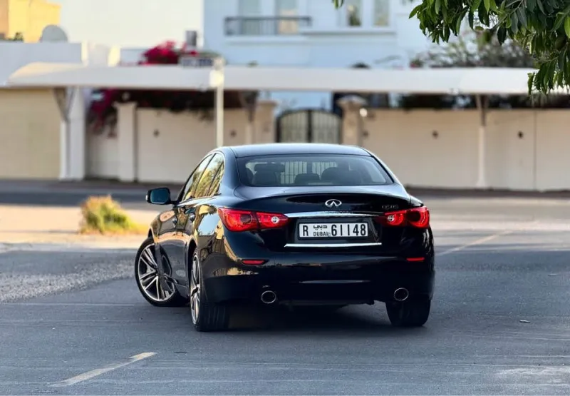 2016 Infiniti Q50 in Dubai