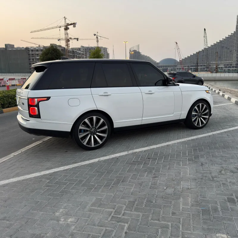2019 لاند روفر رينج روفر in Dubai