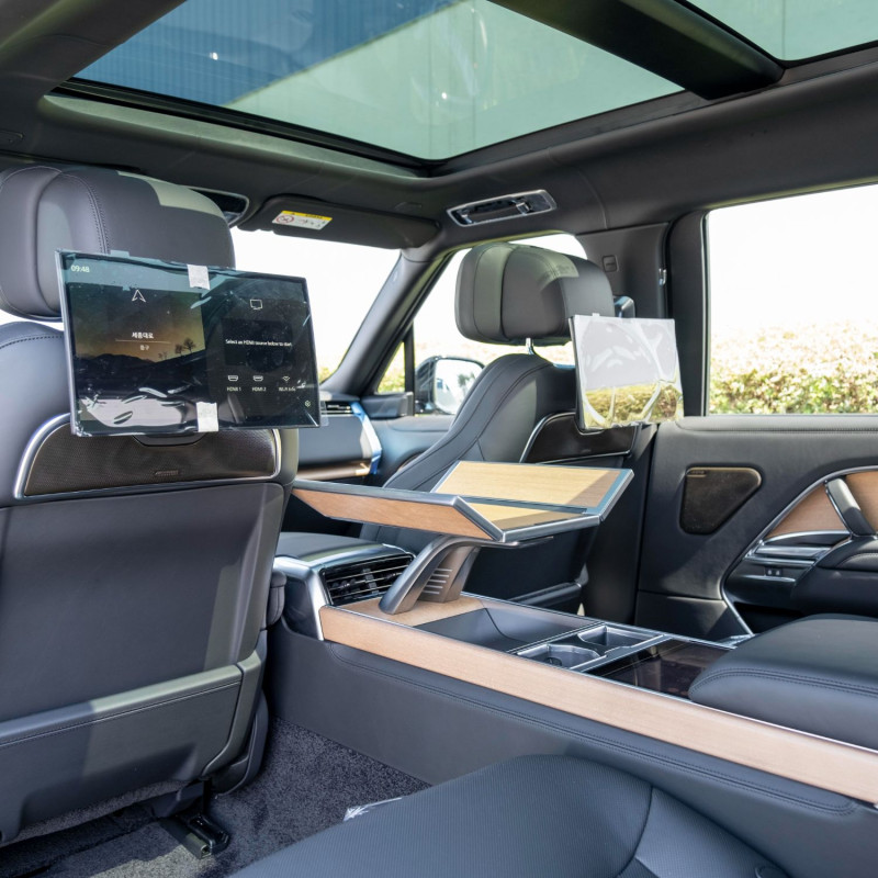 2023 Land Rover Range Rover in dubai