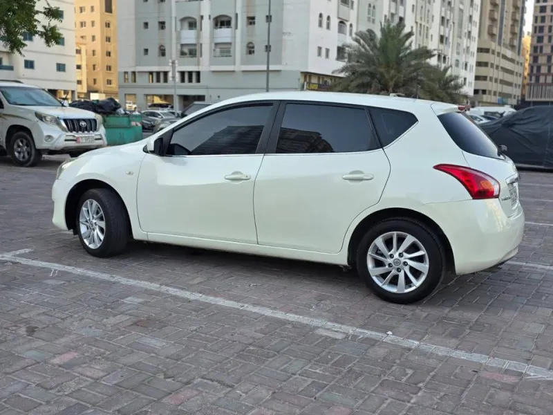 2016 Nissan Tiida in Dubai