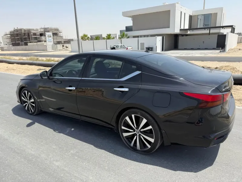 2020 Nissan Altima in Dubai