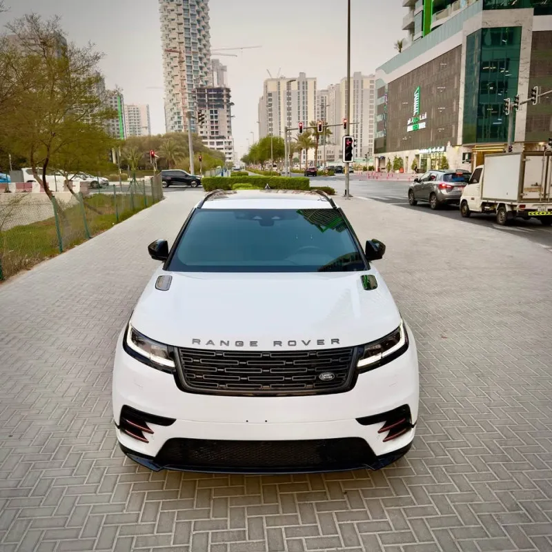2025 لاند روفر رينج روفر فيلار in Dubai