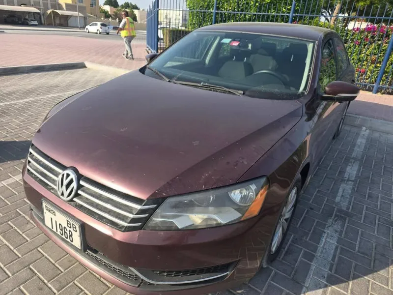 2012 فولجس فاجن باسات in Dubai