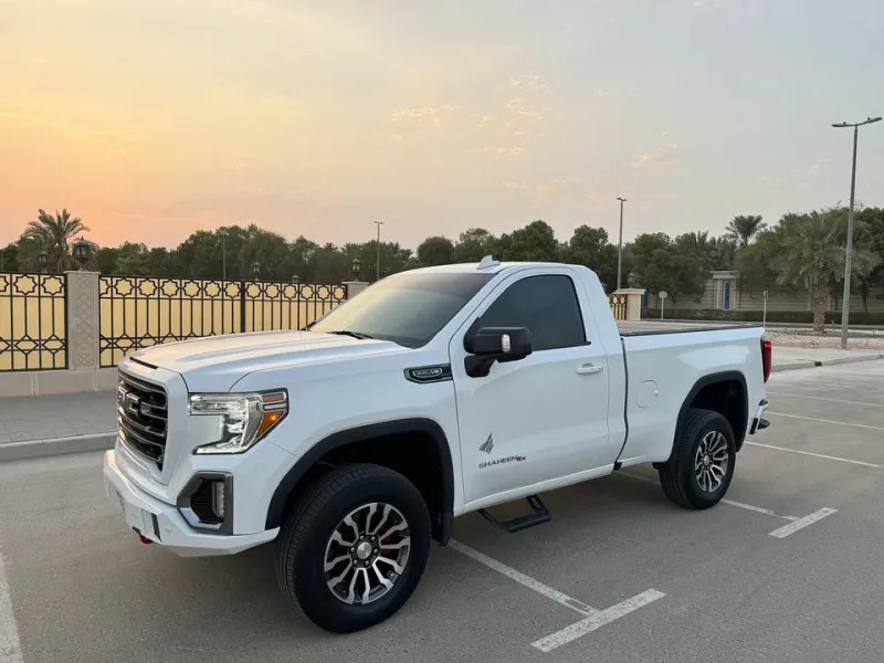 2020 جي أم سي سييرا in Dubai