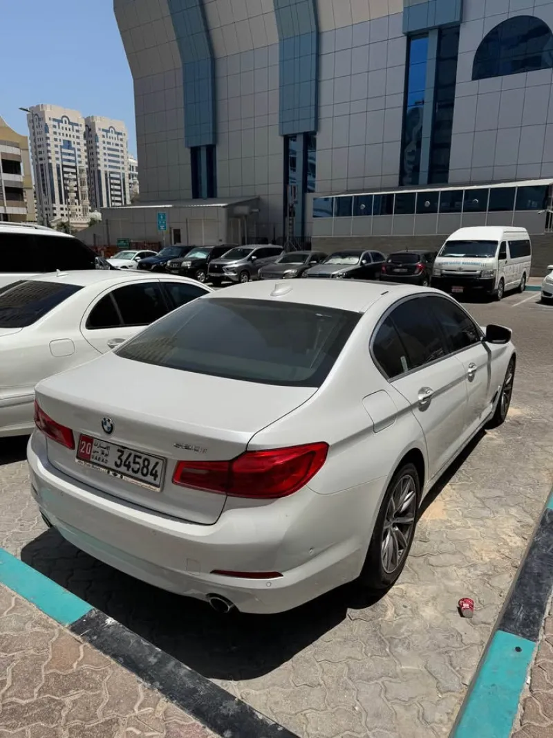 2018 بي أم دابليو الفئة - 5 in Dubai