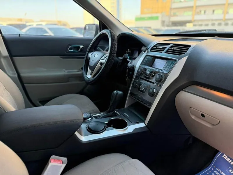 2015 فورد اكسبلورر in Dubai