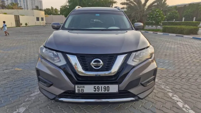 2017 نيسان روج in Dubai