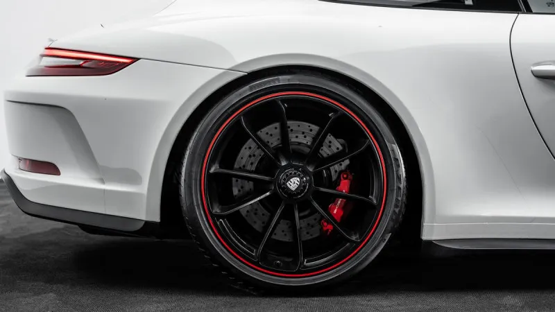 2018 Porsche 911 Carrera in Dubai