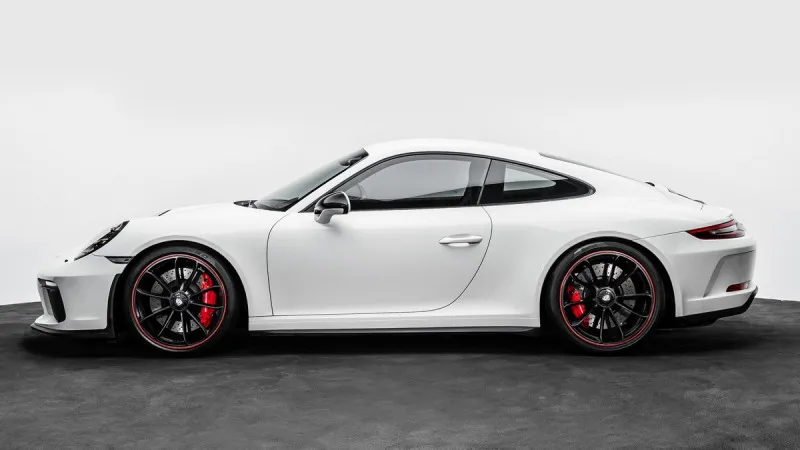 2018 Porsche 911 Carrera in Dubai