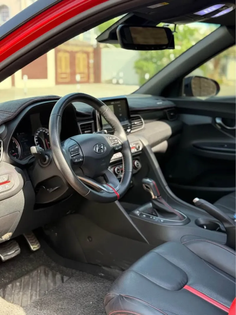 2018 Hyundai Veloster in Dubai