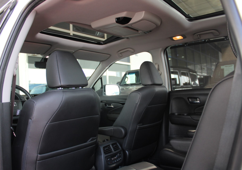 2021 Honda Pilot in dubai