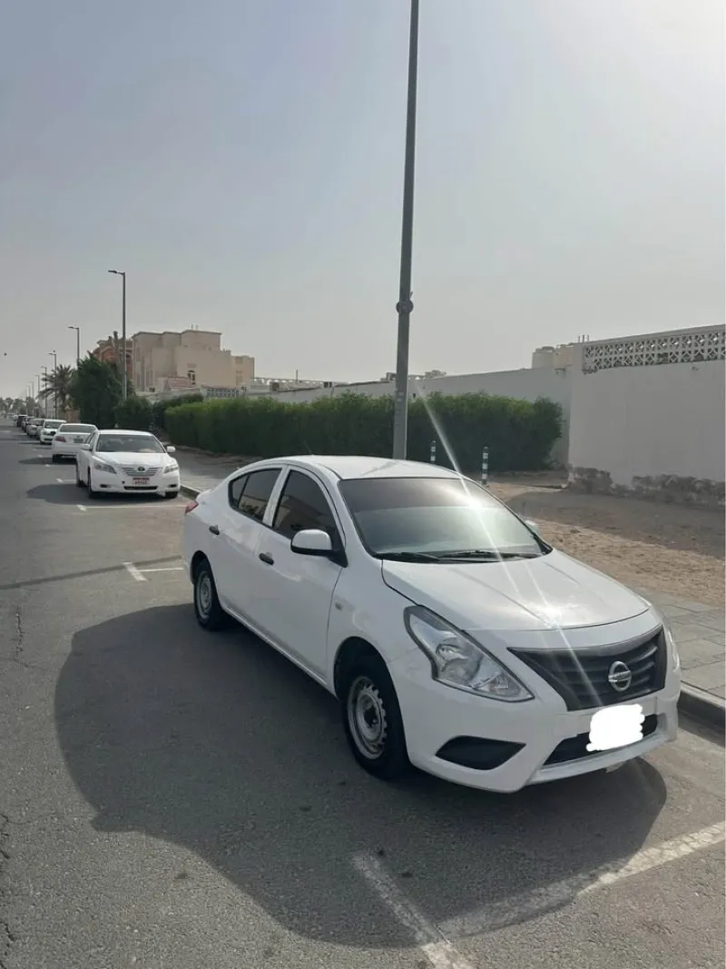 2018 Nissan Sunny in Dubai