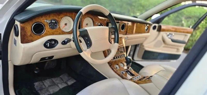 2000 Bentley Arnage in Dubai