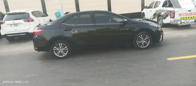 2014 تويوتا كورولا in Dubai