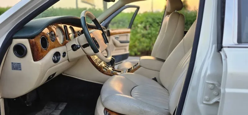 2000 Bentley Arnage in Dubai