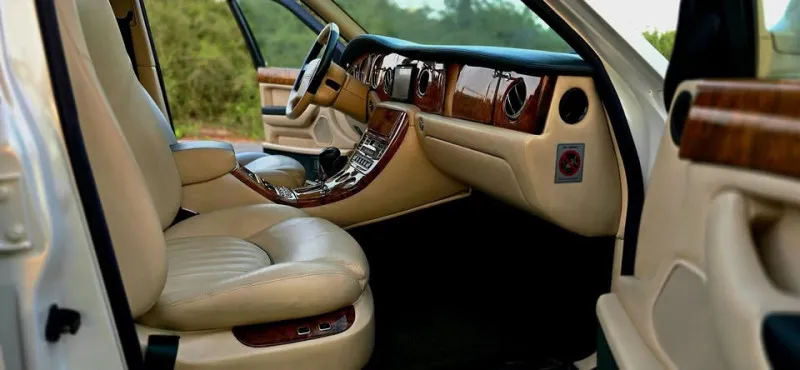 2000 Bentley Arnage in Dubai