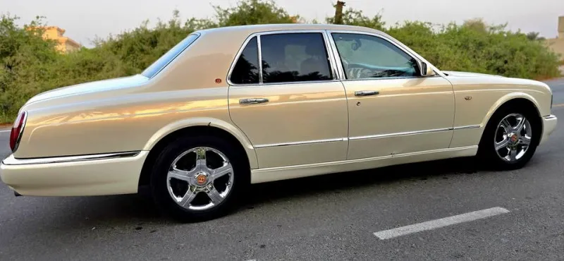 2000 Bentley Arnage in Dubai