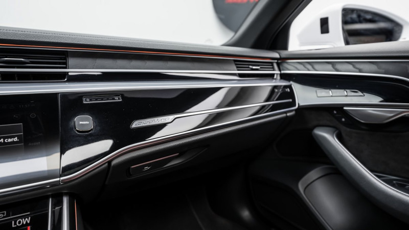 2018 Audi A8 in dubai