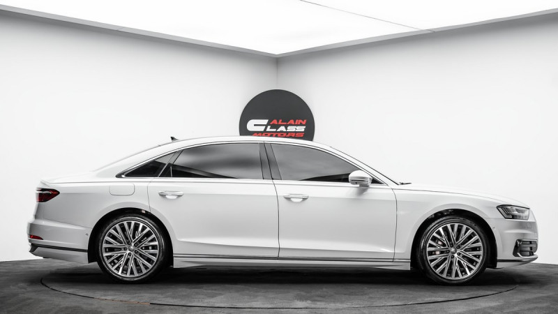 2018 Audi A8 in dubai