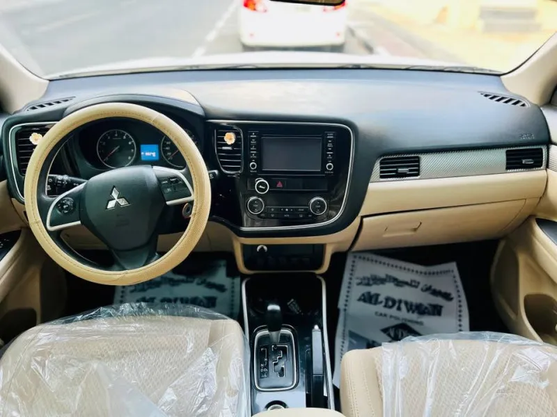 2017 Mitsubishi Outlander in Dubai