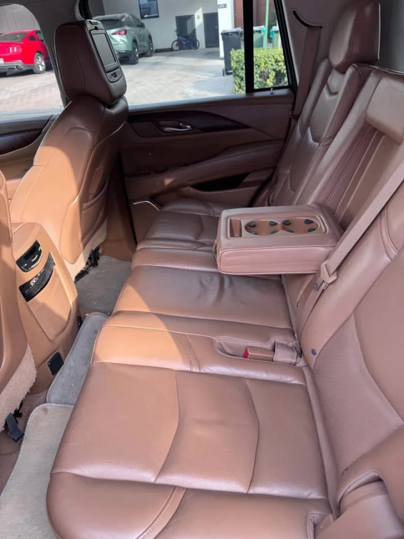 2016 Cadillac Escalade in Dubai