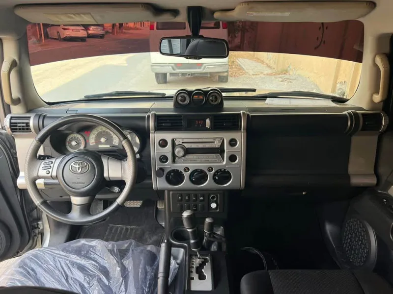 2010 Toyota FJ Cruiser in Dubai