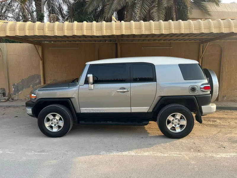 2010 Toyota FJ Cruiser in Dubai