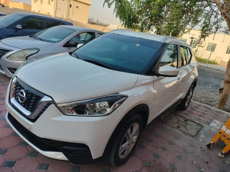2020 نيسان كيكس in Dubai