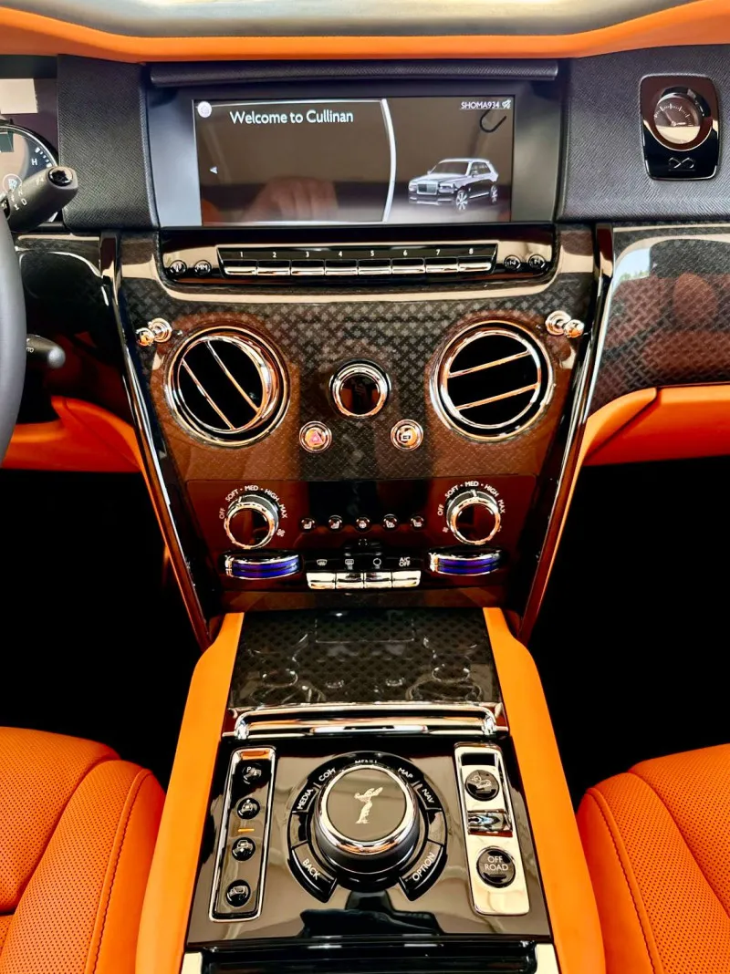 2023 Rolls Royce Cullinan in Dubai