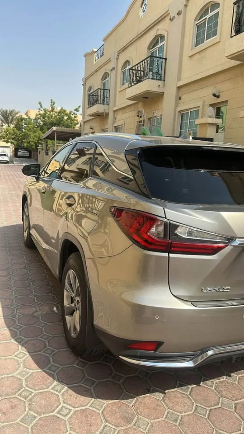 2018 لكزس ار آكس in Dubai