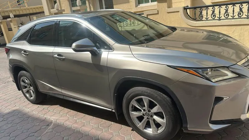 2018 لكزس ار آكس in Dubai